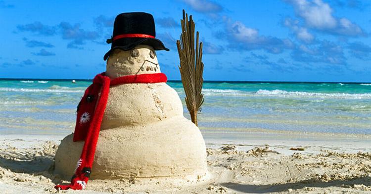 Lav en alternativ snemand i år på én af Europas og Nordafrikas lækre strande. 