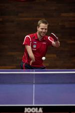 mester. OL- og VM-guldvinderen Peter Rosenmeier spiller i den tredjebedste svenske bordtennis-liga. 