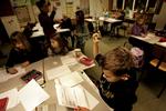 Skriv. Hvad mener du om forældreforeningens forslag? 