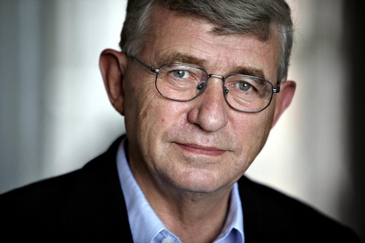 Ha. Vi er et par stykker, der dels glæder os over DR's udsendelse om de røde lejesvende, dels ler højt, når vi møder reaktionen fra Klaus Rifbjerg &amp; Co., skriver Krarup. 