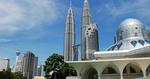 Kuala Lumpurs vartegn, Petronas Towers, var længe verdens højeste bygninger. 