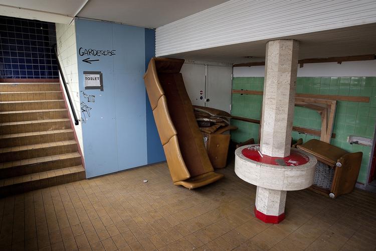 Spillestedet Lades Kælder, der indtil for nylig havde til huse i Kattesundet, vil gerne leje sig ind i de hærgede lokaler i Kødboderne 18, hvor der tidligere har været en elektronisk natklub. 
