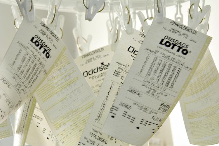 Pengeregn. Det er en ret sikker satsning at spille på hvid jul i år. 