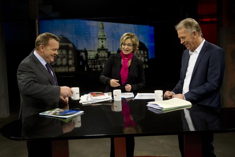 DEBAT. Statsminister Lars Løkke Rasmussen og SF's formand Villy Søvndal mødtes i aftes til duel om skolepolitikken. 