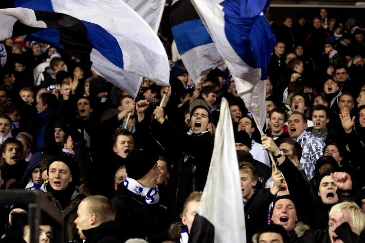 pengemaskine. Opbakningen til FC København er blevet endnu mere udtalt efter succes i Champions League. 