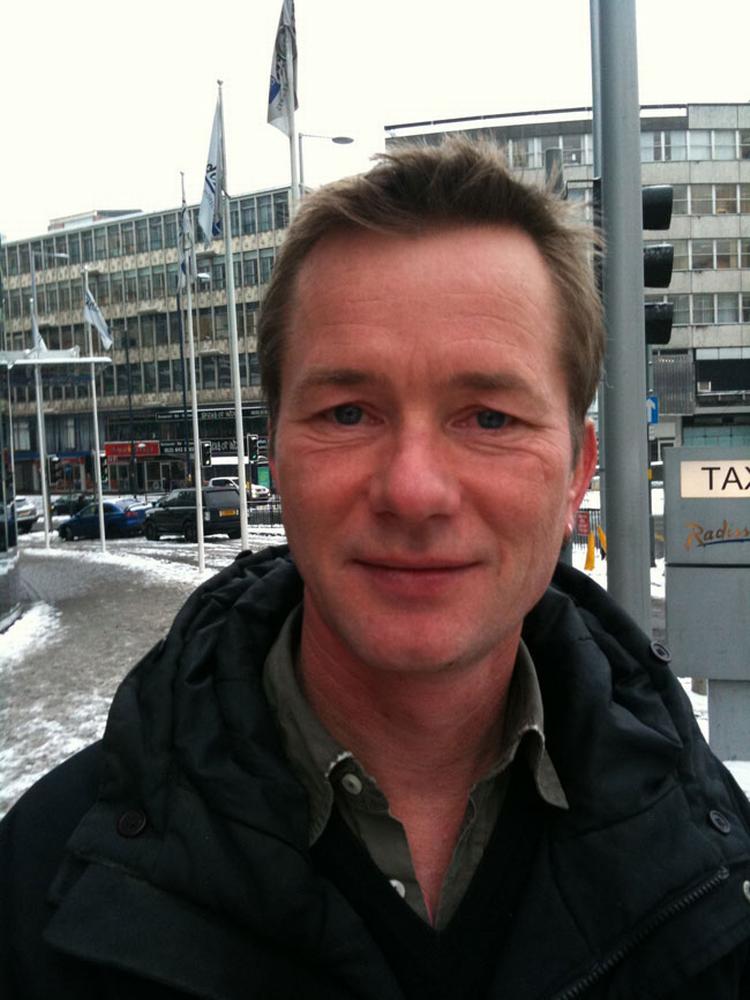 Nils Koudahl fra København venter på fjerde dag i England på at komme hjem. 