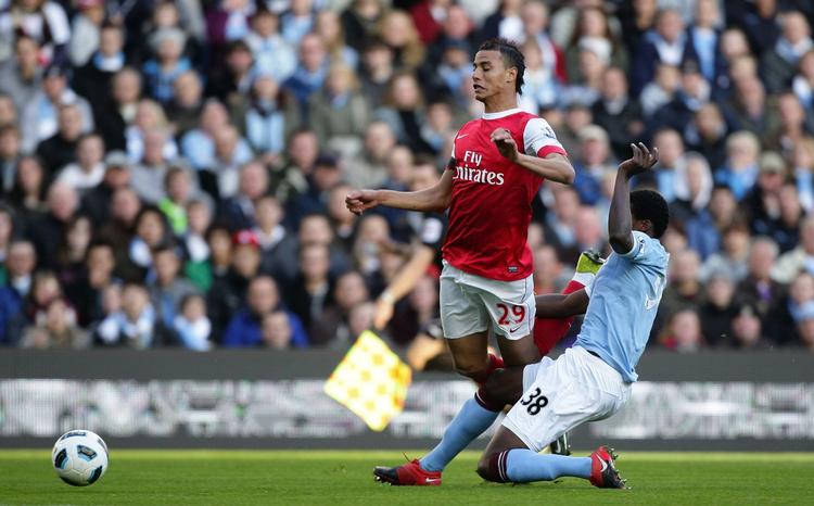 træt. Efter syv mål i denne sæson er Marouane Chamakh ved at være løbet tør for kræfter. 