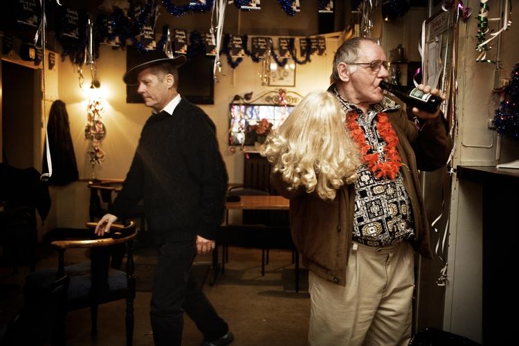 BODEGANYTÅR. Bodega 54 er siden billedet blev taget i 2008 lavet om til St. Pauli-bodega, som i den grad hylder den antifaschistiske fodboldklub af samme navn. Stedet har som sædvanligt åbent til nytår, men i år er der anti-nytårsfest med piratbingo og uden nogen form for eksklusivitet og nytårs-bling-bling. 