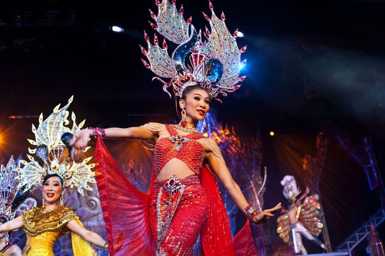 Billedet her er fra Thailand i 2009, hvor den internationale transvestit-konkurrence om  kåringen af Miss International Queen blev afholdt. Thailands tolerance over for transseksuelle har tilsyneladende en grænse. Arkivfoto. 