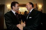 Nærkontakt. Ambassadøren ringede til en af daværende statsminister Anders Fogh Rasmussens (V) nærmeste embedsmænd, Bo Lidegaard, og spurgte, hvordan »regeringen ville håndtere sagen«. 
