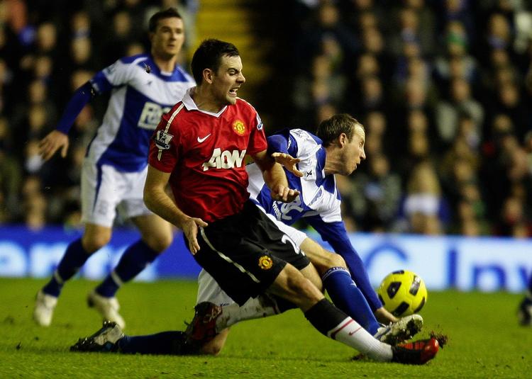 Afgørende. Lee Bowyer (t.h.) udlignede i det 90. minut, mens Darron Gibson var manden bag oplægget til Berbatovs føringsmål. 