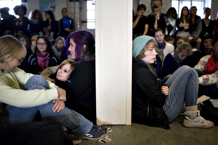 Vælgere. Unge til vælgermøde på Christianshavns Gymnasium i forbindelse med folketingsvalget i 2007. Næste år skal de unge til det igen. 