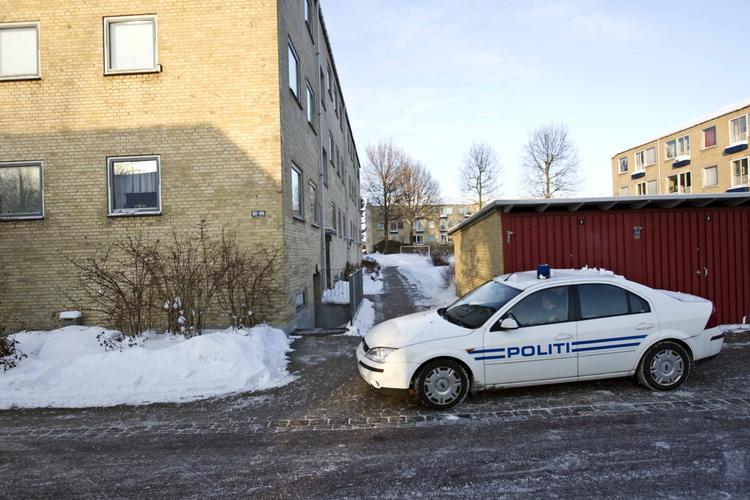 TERRORPLANER. Politiet undersøger i øjeblikket anholdelsesstederne. Her er det Mørhøjvej 82 i Herlev. 