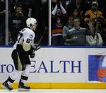 Stop. Sidney Crosby og Pittsburgh tabte til NY Islanders på udebane. 