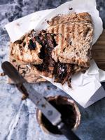 Sødt. Pas på med den varme toast med banan og Nutella, her kan der opstå en form for afhængighed. 