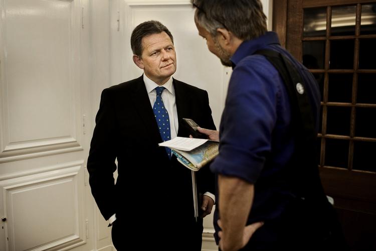 Undersøgelse. Lars Barfoed mener, at Hizb-ut-Tahrir - misbruger ytringsfriheden. 