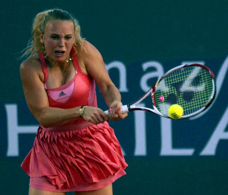 besejret. En opvisningskamp i Thailand blev årets første opgave for Caroline Wozniacki. 