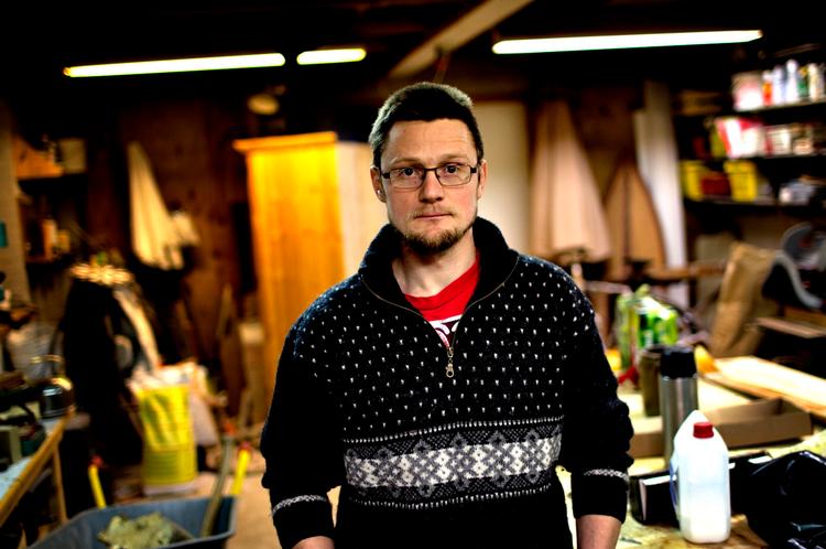 Nedslidende. 36-årige Martin Jensen er ikke i tvivl om, at han før eller siden vil ende med at være lige så nedslidt som flere af sine ældre kolleger. Derfor har han betalt til efterlønsordningen, siden han blev 30 år. 