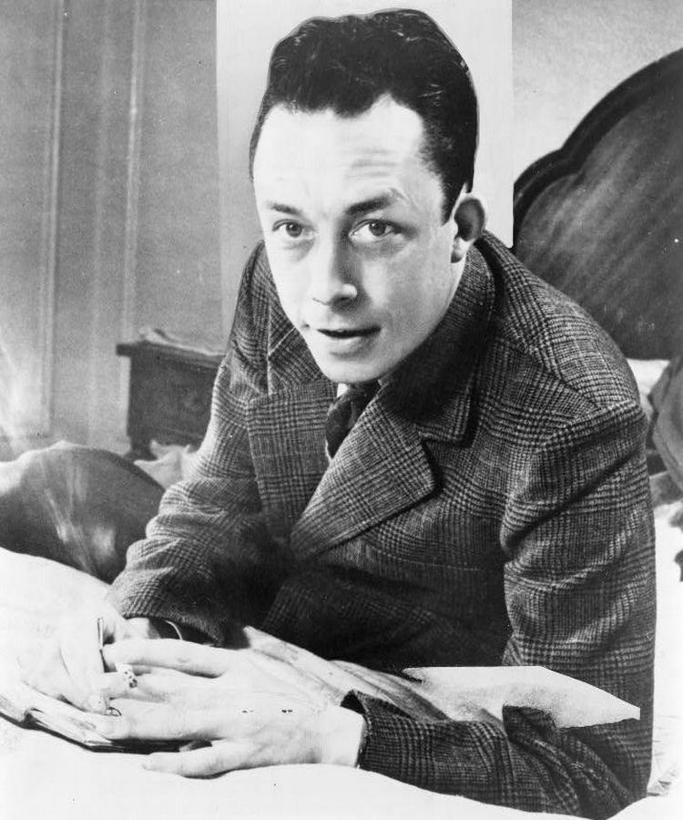 FORDYBELSE. Når man læser 'Faldet', skal man glemme alt om  eksistentialisten Albert Camus, (1913-1960). 