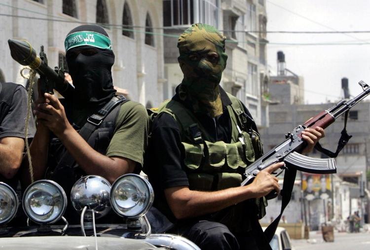 SPLITTET. Militante Hamas-tilhængere i Gaza. WikiLeaks-dokumenter tyder på, at det palæstinensiske styre på Vestbredden bad Israel om hjælp til at nedkæmpe Hamas. 