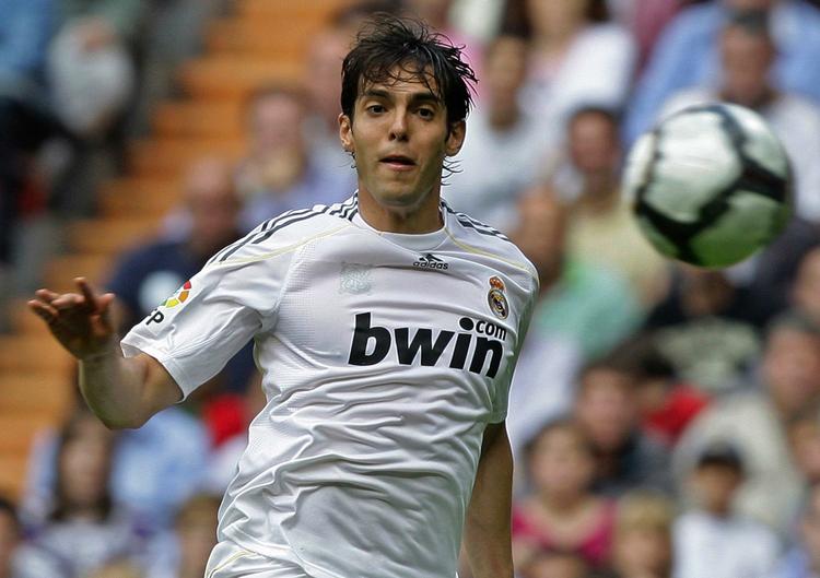 savnet. Brasilianske Kaka har ikke været i kamp siden august 2010, men kan få comeback i aften for Real Madrid. 