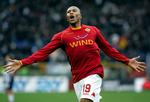 satsning. AS Romas angriber Julio Baptista skifter til danskerklubben Malaga. 