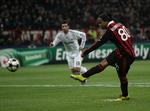 tilbage. Ronaldinho har til tider ramt den gamle form fra tiden hos Barcelona efter skiftet til AC Milan. Og nu er han igen inde i landsholdsvarmen. Arkivfoto. 