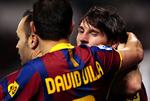 Umættelig. Lionel Messi scorede et mål og lagde op til et andet , da Barcelona fik sin 12. sejr i træk med 4-0 ude over Deportivo.. 