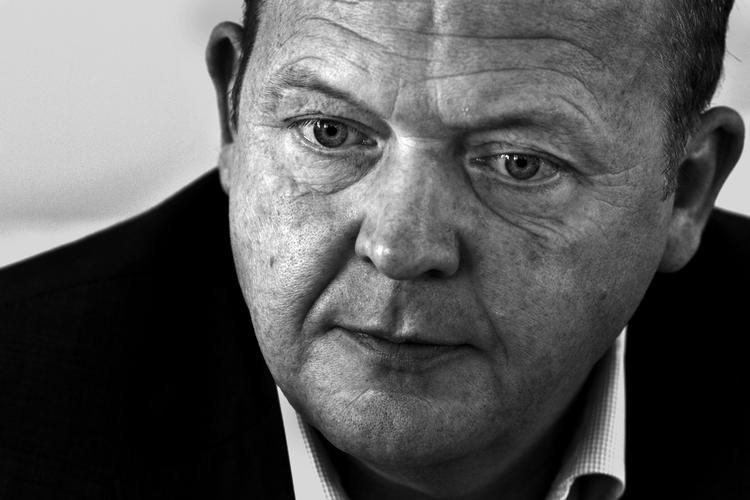 Afvisende. »Den sag er undersøgt, og den tidligere udenrigsminister har givet svar i Folketinget«, siger Lars Løkke Rasmussen. 