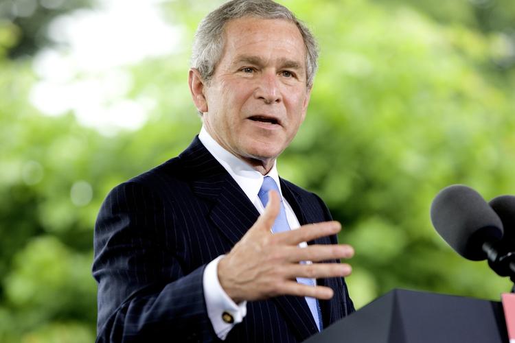 Sællert. George W. Bushs erindringer kommer til at sælge meget mere end for eksempel Bill Clintons erindringer 'Mit liv', der udkom i 2004. 
