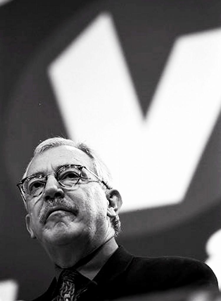Spådom. Hvis Uffe havde vundet i 1998 og var blevet siddende i 10 år, så tør jeg godt spå, at vi ikke havde fået Muhammedkrisen i 2006, mener Bjørn Bredal. Arkivfoto. 