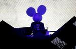 Der savnes overraskelser på det tredje udspil fra dj'en Joel Zimmerman alias Deadmau5, der på  scenen skjuler sig bag et gigantisk musehoved. Her ved MTV  Video Music Awards i september sidste år. 