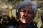 MODIG. Patricia Maisch viste under lørdagens attentatforsøg, at også hvidhårede, ældre kvinder kan kaste sig ind i kampen, når det virkelig gælder. 