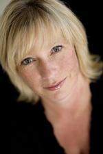 Virkelighed. Når man sidder i regering, så laver man kompromis efter kompromis«, siger Henriette kjær (K). 