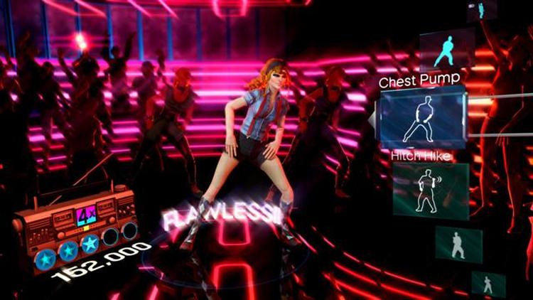 I Microsofts bud på et dansespil kan man i 'Dance Central' vælge en af otte dansere, som er flot animerede. Såkaldte ’flashcards’ hjælper en på vej og pointsystemet minder om det fra diverse guitarspil. 