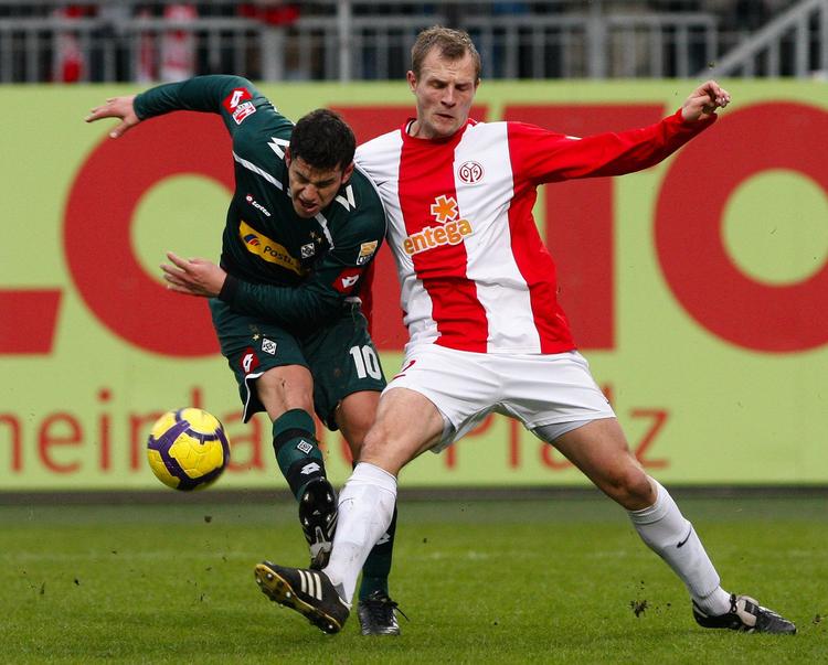 rutineret. Bo Svensson har været en stabil klippe i forsvaret for Mainz 05 i den første halvsæson i Bundesligaen. 