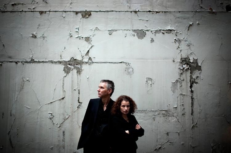 Kepler. Det svenske forfatterpar bag Lars Kepler-pseudonymet, Alexandra Coelho Ahndoril og Alexander Ahndoril. 