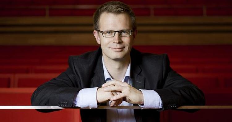 OPLYSNING. Det er en unødvendig beskyttelse af industrien at holde produkterne hemmelige, mener Benny Engelbrecht. 