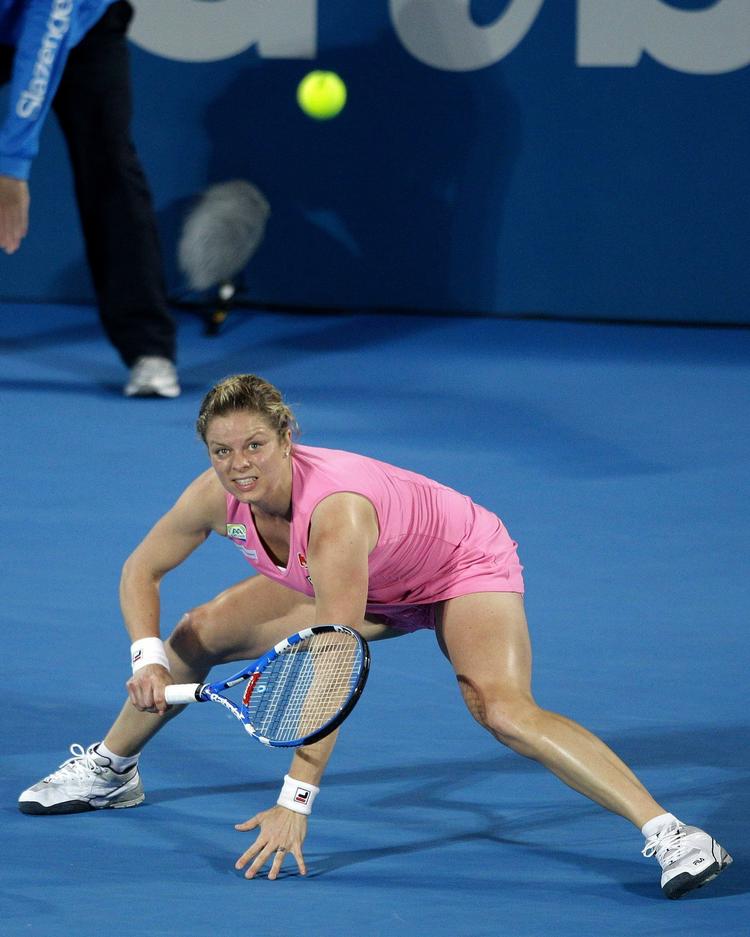 returnering. Kim Clijsters blev presset til at begå mange fejl i finalen i Sydney mod Li Na fra Kina. 