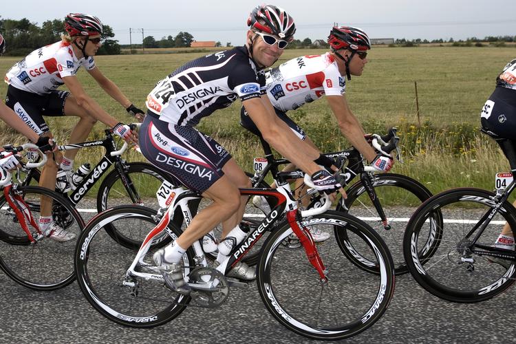 ansat. Sejren i Grand Prix herrning i 2009 er Rene Jørgensens eneste som professionel. 