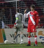 storhedstiden. To mål mod Hannover 96 var med til at gøre Dennis Sørensen til landsholdsspiller. Dennis Sørensen har spillet 5 landskampe i 2006-2008. 