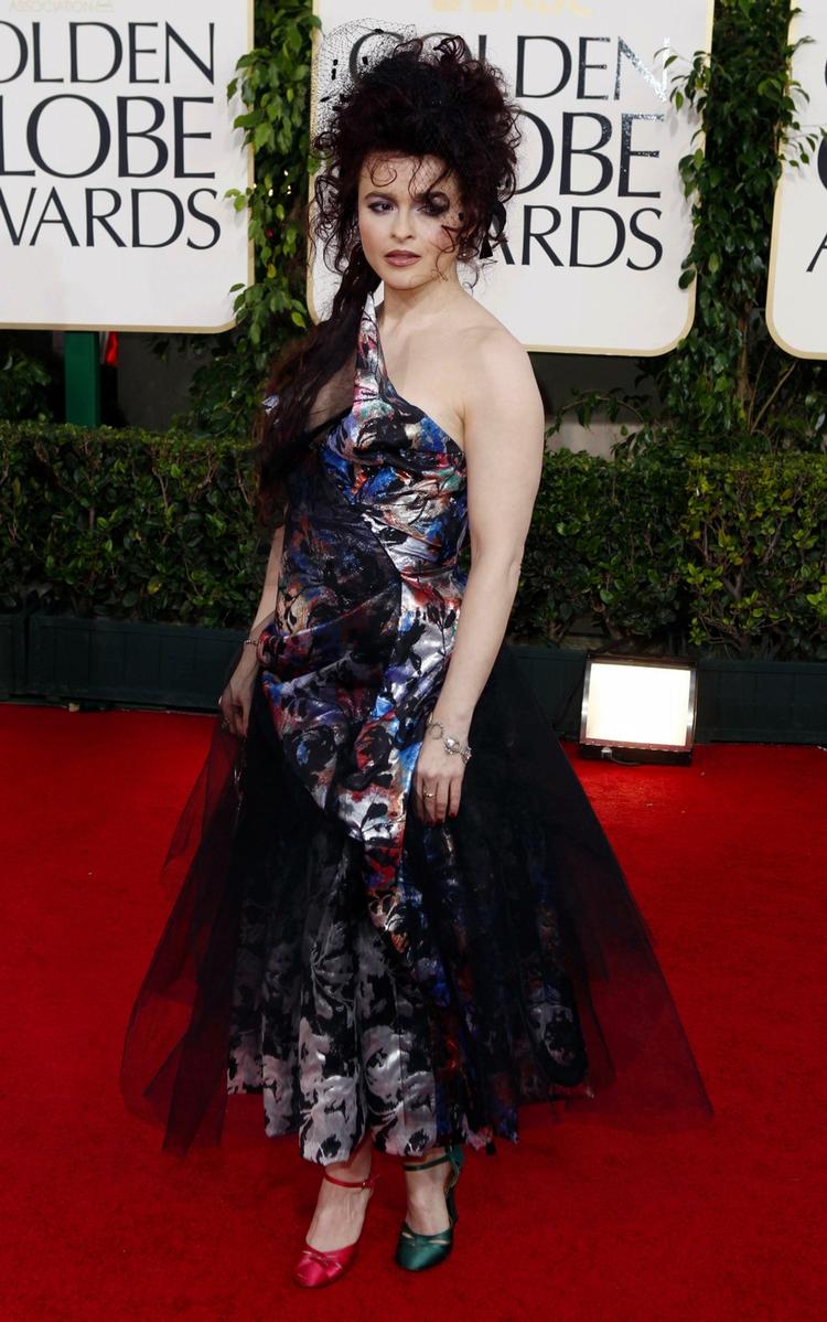 Helena Bonham Carter, seneste kendt fra Harry Potter-filmene og Sweeney Todd, har valgt et lidt mindre mildt udseende end Jones. 