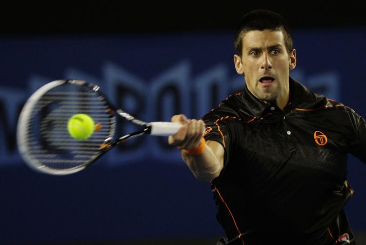 ubesværet. En af favoritterne til titlen, Novak Djokovic, kom let gennem første runde ved Australia Open og skal nu møde kroaten Ivan Dodig. 