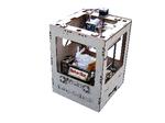 TREDIMENSIONAL Man skal ikke fylde toner, men derimod plastik på 3D-printeren Thing-O-Matic. Og står du lige og mangler en ekstra tallerken, en opvaskebalje eller  en kanin, er det bare at tegne den på din computer og printe den ud. Foto: Scott Beale/Laughing Squid 