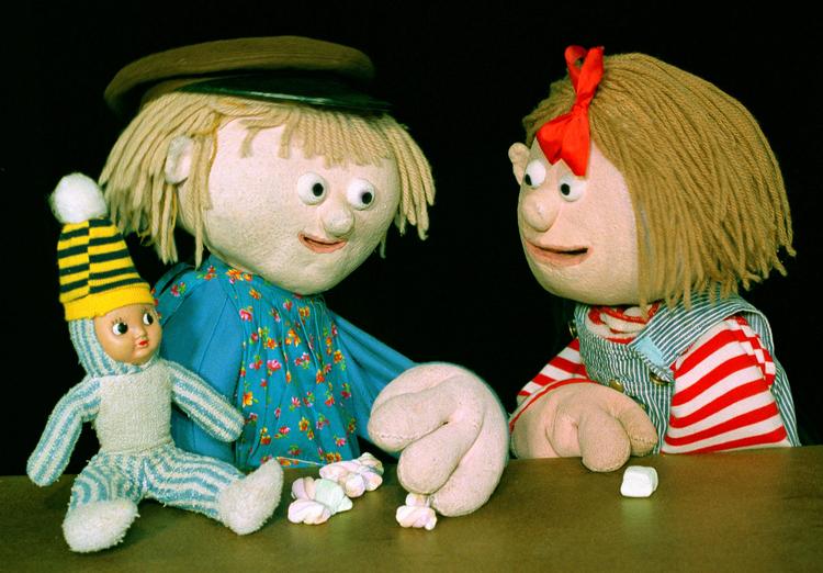 Fortid? Udviklingen af nye klassikere som 'Anna og Lotte' er i fare, efter at DR har nedprioriteret talentudviklingen  i B&amp;U, mener branchefolk. Arkivfoto: Ulla Voigt/DR 