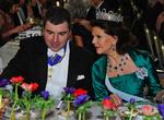 modvind. Sveriges dronning Silvia er kommet i modvind i den svenske presse efter en personlig henvendelse til TV4, der bragte en kritisk udsendelse om hendes fars fortid blandt nazister. Dronningen ses her i selskab med fysikeren Konstantin Novoselov i forbindelse med Nobelprisfesten i december sidste år. 