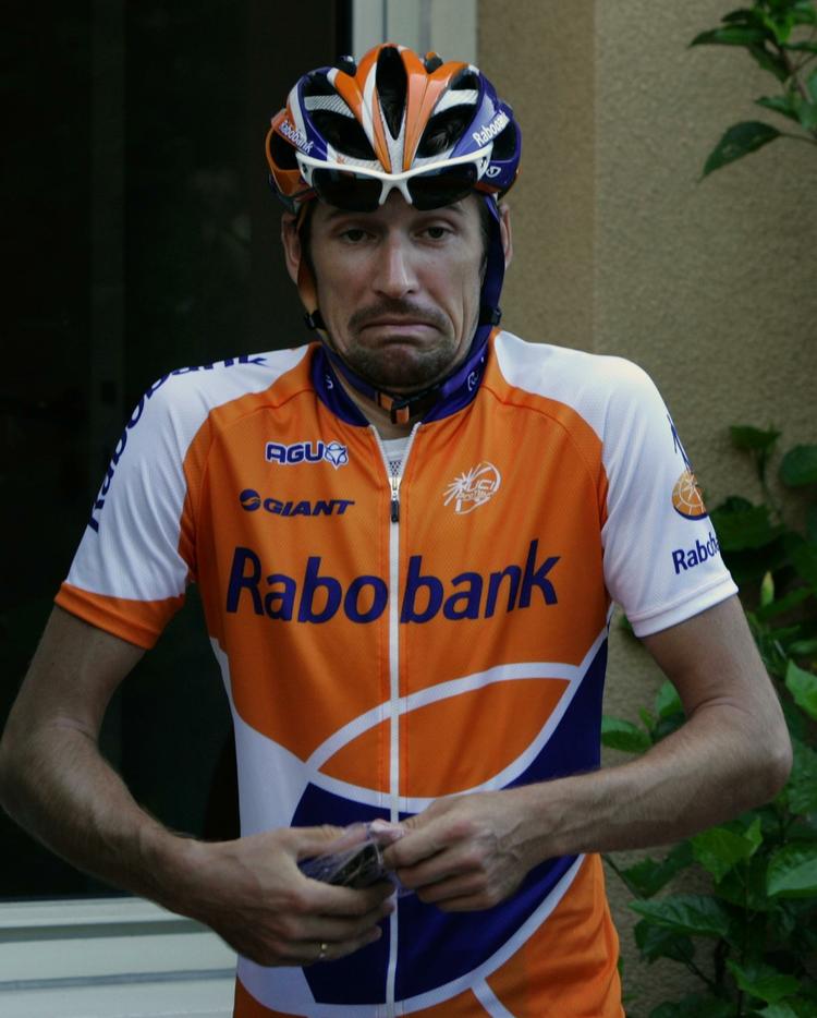 Sekundarytter. Sidste års nummer tre i Tour de France, Denis Mentjov, må affinde sig med at følge årets franske styrkeprøve på afstand. 