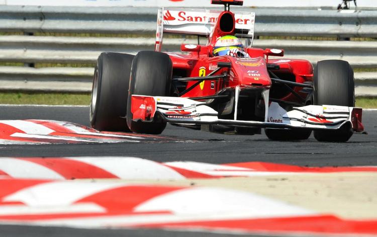 revanche. Felipe Massa og Ferrari-holdet satser stort på at hente VM-titlen i 2011. 