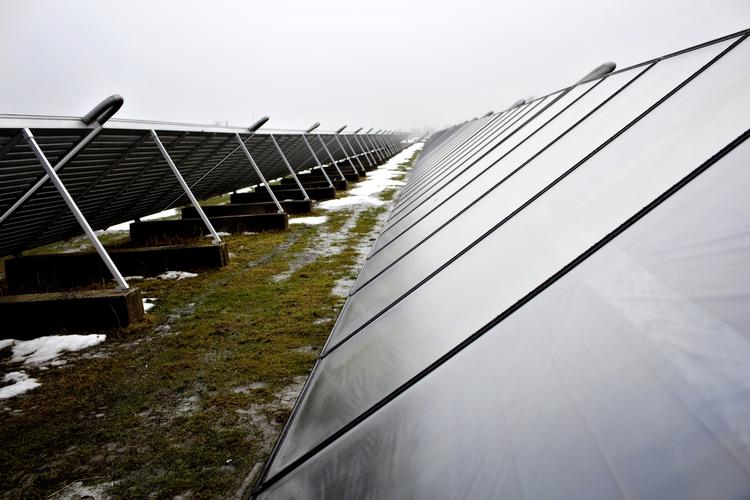Solenergi. Potentialet for solenergi er bedre i Danmark end i området omkring Paris, viser nye tal fra meteorologisk database. 