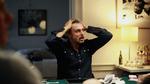 Pokerface. Dejan Cukic har instrueret 'Pokerfjæs', hvor en række mandlige kendisser tager på drengerøvstur til Las Vegas. 